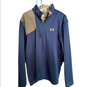 Mens Under Armour pullover